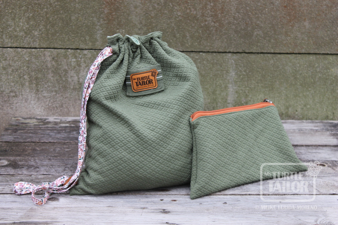 Rucksack Turnbeutel mit passendem Täschchen N°003