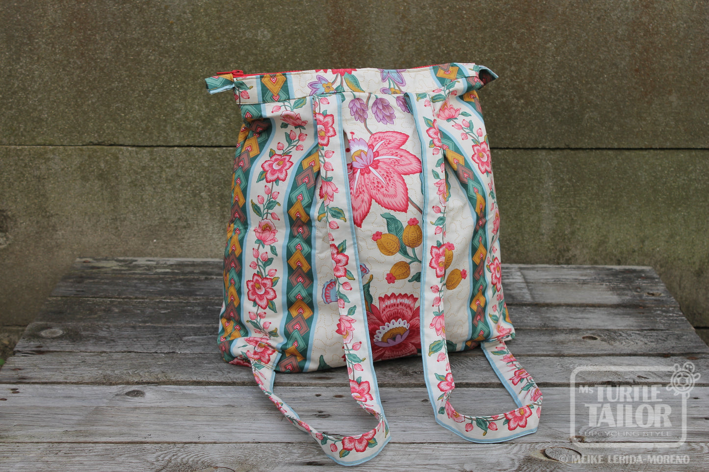 Rucksack im Blumenmuster N°013